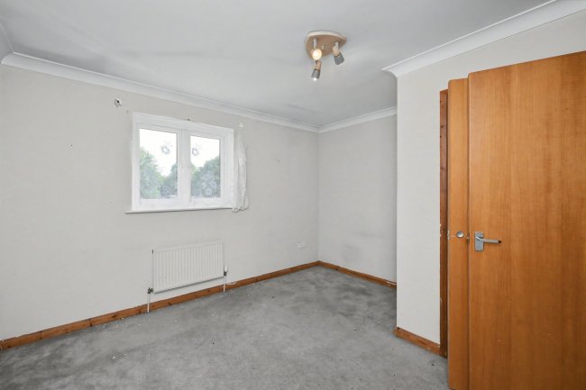 10 Campbell Close, Harlow CM17 9EW 4