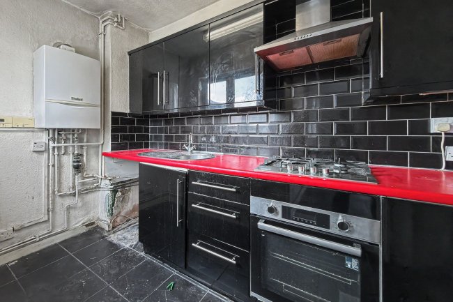 First Floor Flat, 44 Ripley Road, London E16 3EA 5