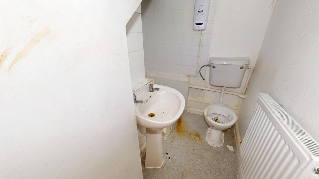 Flat B, 16 Huntingdon Street, Islington, London, N1 1BS 5