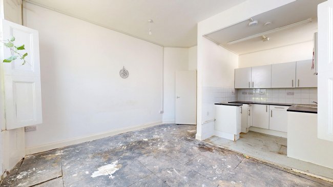 Flat B, 16 Huntingdon Street, Islington, London, N1 1BS 5