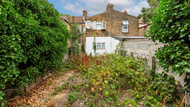 33A Rosebery Avenue, Manor Park, London, E12 6PY 3