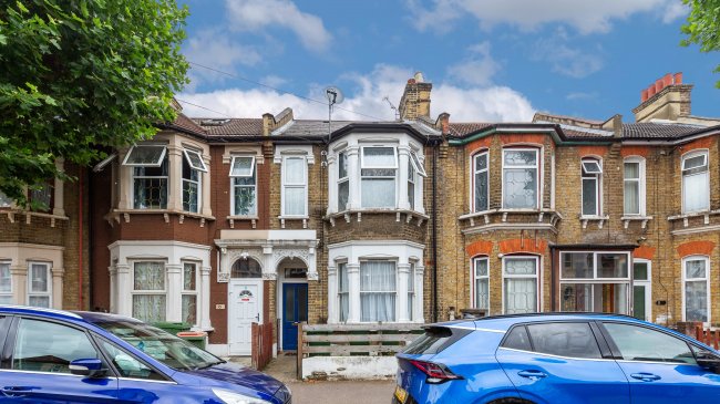 33A Rosebery Avenue, Manor Park, London, E12 6PY 3