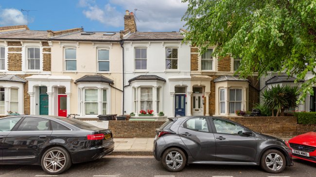 Flat B, 58 Leswin Road, Stoke Newington, London, N16 7NH 6
