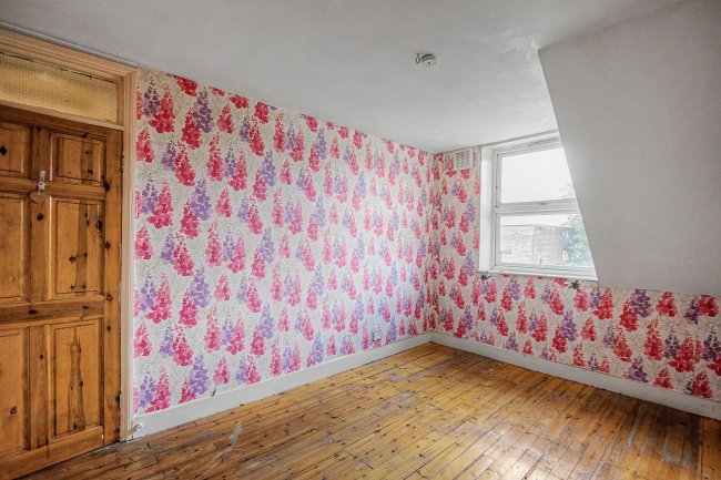 Flat C, 6 Great North Road, Highgate, London N6 4LX 7