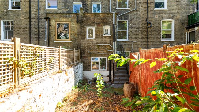 Flat B, 18 Grosvenor Avenue, Highbury, London, N5 2NR 3