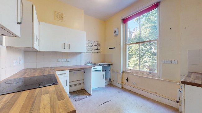 Flat B, 18 Grosvenor Avenue, Highbury, London, N5 2NR 3
