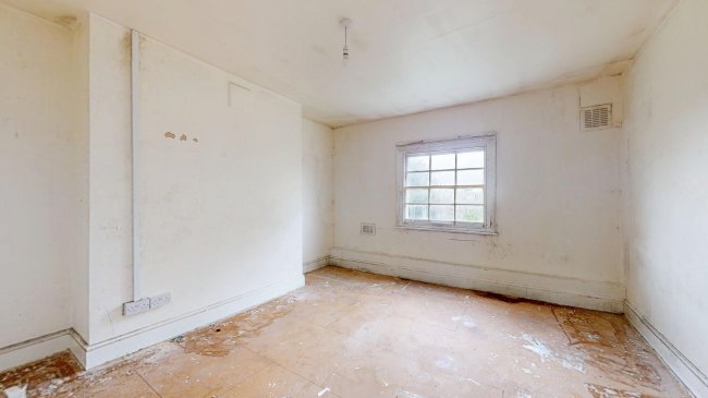 Flat C, 79 Richmond Road, Hackney, London, E8 3AA 1