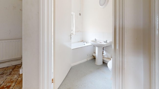 Flat C, 79 Richmond Road, Hackney, London, E8 3AA 1