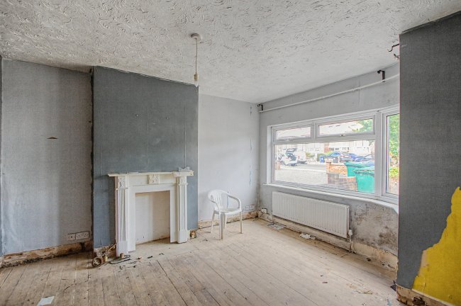 5 Devonshire Road, Mill Hill, London, NW7 1NE 8