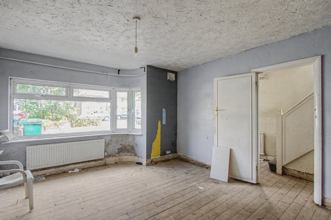 5 Devonshire Road, Mill Hill, London, NW7 1NE 8