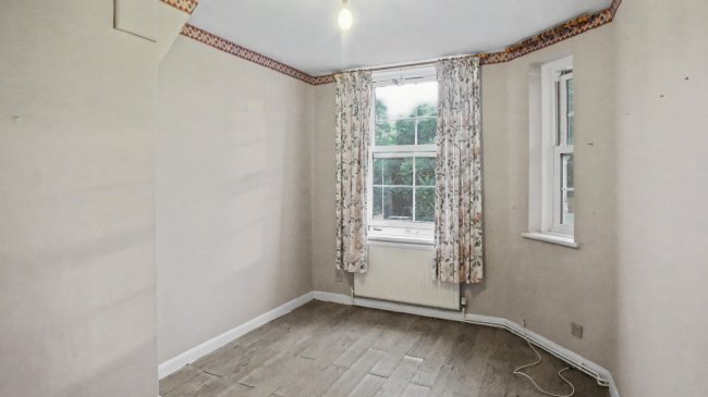 Flat 34, Winterbourne House, Portland Road, London, W11 4LS 2