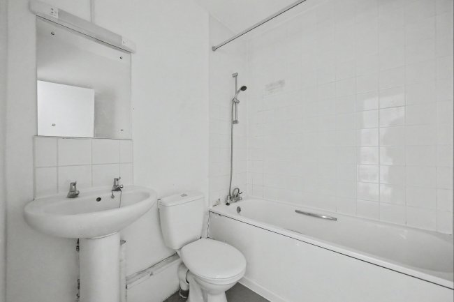 8C Gascony Avenue, Kilburn, London NW6 4NA 9