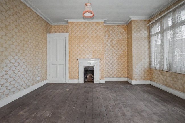 5 Pretoria Road, Chingford, London, E4 7HA 6