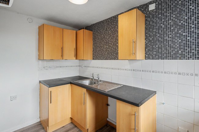 Flat 86, Benwell Close, Benwell Grange, Newcastle Upon Tyne, NE15 6RZ 5