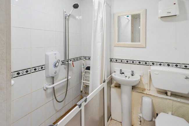Flat 86, Benwell Close, Benwell Grange, Newcastle Upon Tyne, NE15 6RZ 5
