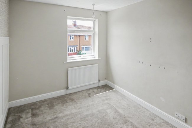 4 Southern Road, Eastbourne, East Sussex, BN22 9LT 1