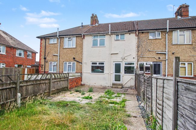 4 Southern Road, Eastbourne, East Sussex, BN22 9LT 1