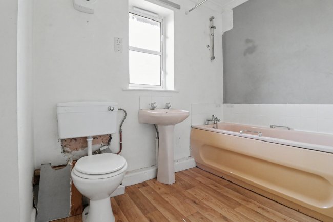 6 Keswick Drive, Spennymoor, County Durham, DL16 6EQ 6