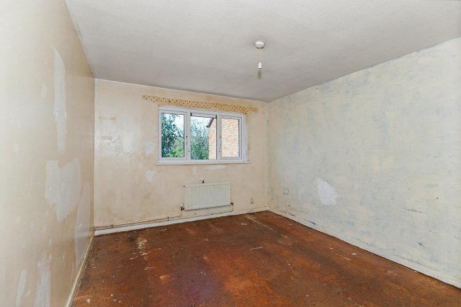 11 Swale Path, Bedford, Bedfordshire, MK41 7XS 6
