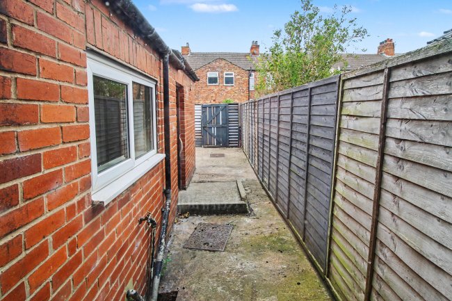 7 Second Avenue, Goole, East Yorkshire, DN14 6JG 9