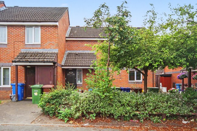 11 Cameron Croft, Chorley, Lancashire, PR6 0RH 9