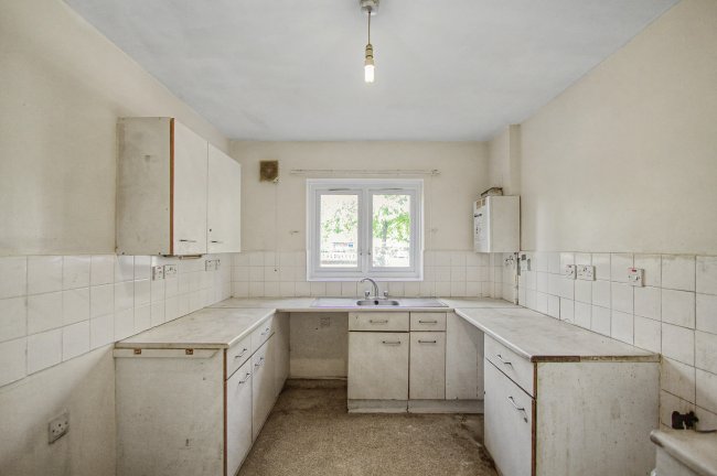3 Evergreen Square, Dalston, London, E8 3XD 10