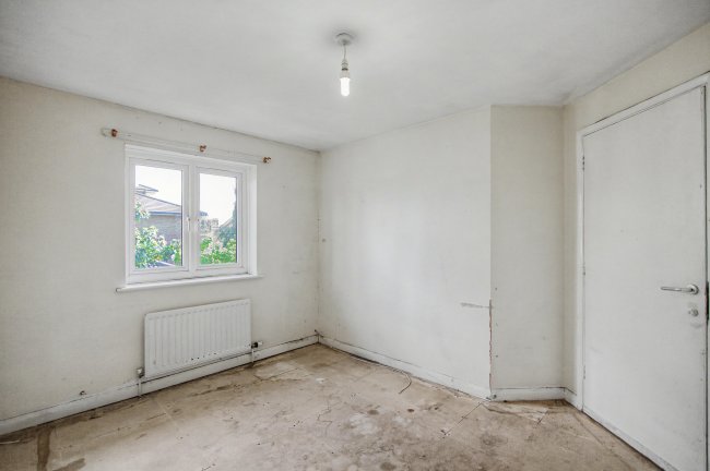 3 Evergreen Square, Dalston, London, E8 3XD 10