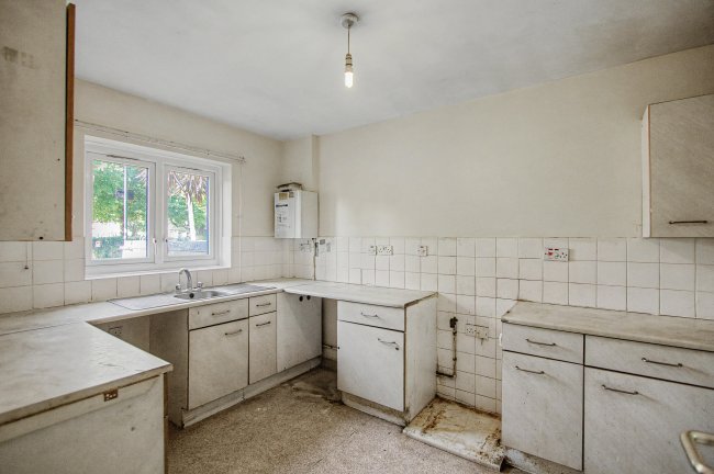 3 Evergreen Square, Dalston, London, E8 3XD 10