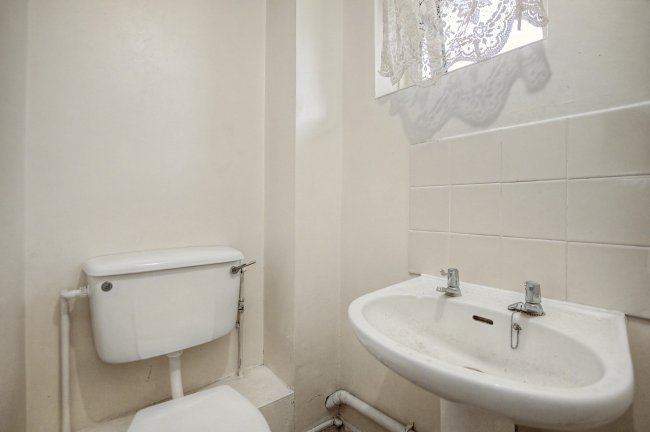 3 Evergreen Square, Dalston, London, E8 3XD 10