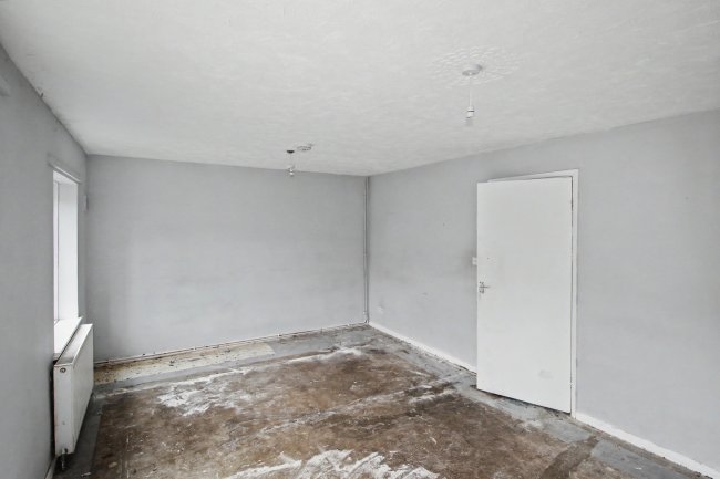 33 Kent Road, Selby, North Yorkshire, YO8 4YF 8