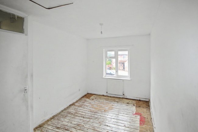 33 Kent Road, Selby, North Yorkshire, YO8 4YF 8