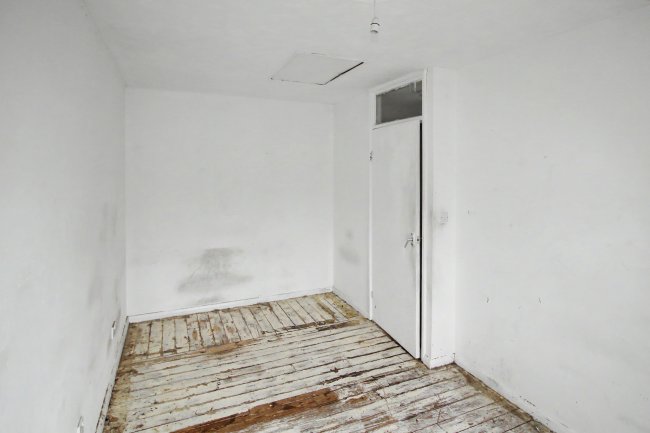 33 Kent Road, Selby, North Yorkshire, YO8 4YF 8