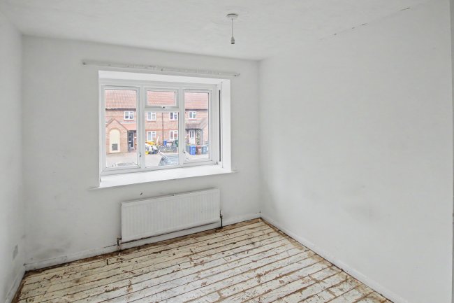 33 Kent Road, Selby, North Yorkshire, YO8 4YF 8