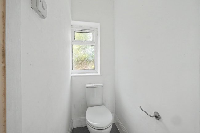 57 Percival Road, Eastbourne, East Sussex, BN22 9JN 4