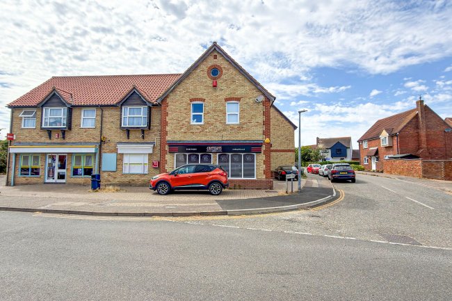 1 Anson Close, South Woodham Ferrers, Chelmsford, CM3 5YJ 2