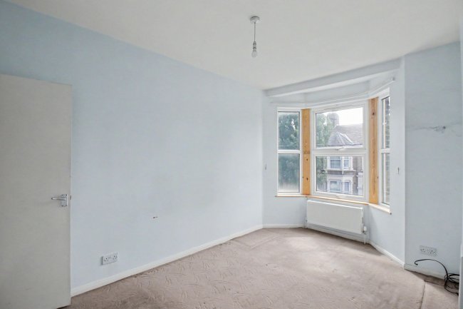 First Floor Flat, 44 Leybourne Road, Leytonstone, London, E11 3BT 7