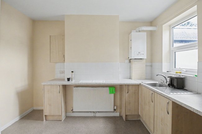 First Floor Flat, 44 Leybourne Road, Leytonstone, London, E11 3BT 7