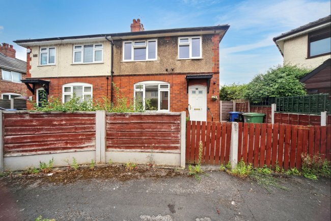 3 Lancaster Avenue, Urmston, Manchester, M41 0ZD 5