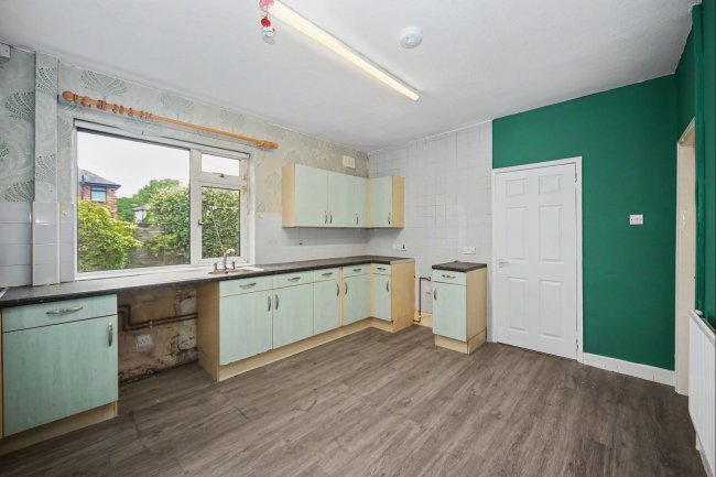 3 Lancaster Avenue, Urmston, Manchester, M41 0ZD 5
