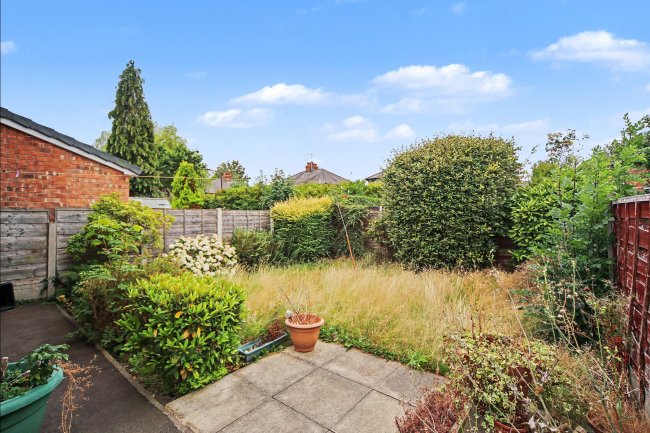 3 Lancaster Avenue, Urmston, Manchester, M41 0ZD 5