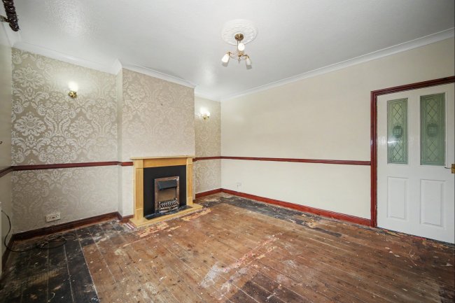 3 Lancaster Avenue, Urmston, Manchester, M41 0ZD 5