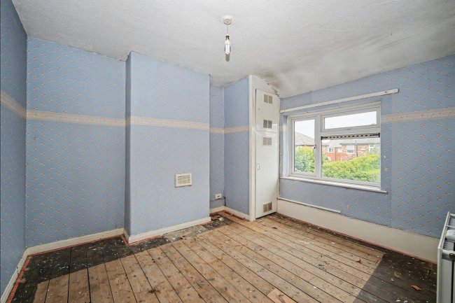 3 Lancaster Avenue, Urmston, Manchester, M41 0ZD 5