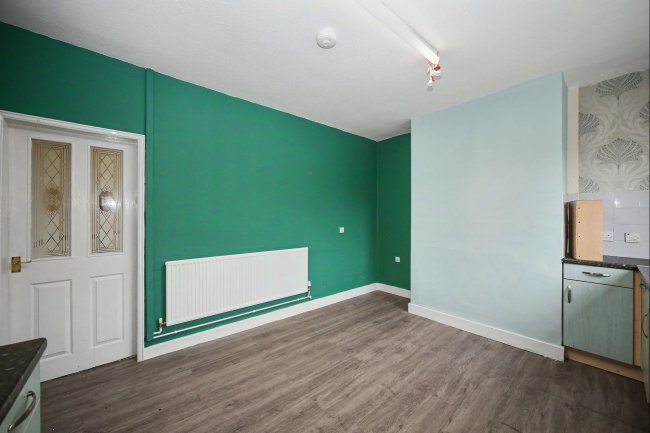 3 Lancaster Avenue, Urmston, Manchester, M41 0ZD 5