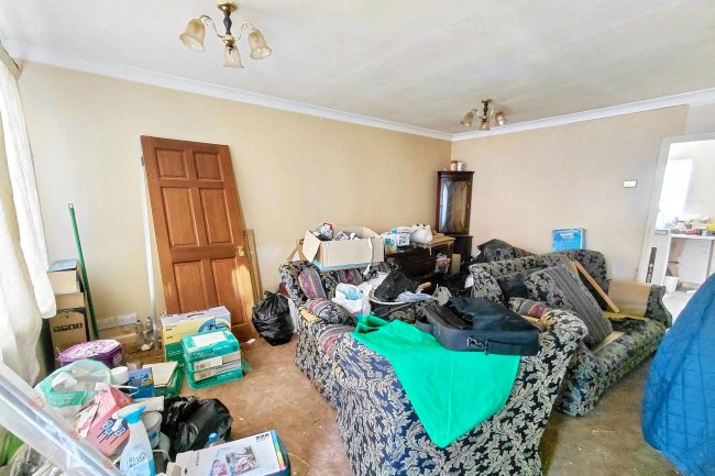 7 Birch Court, Mold, CH7 4UF 8