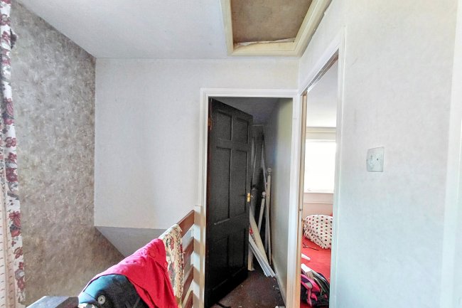 7 Birch Court, Mold, CH7 4UF 8