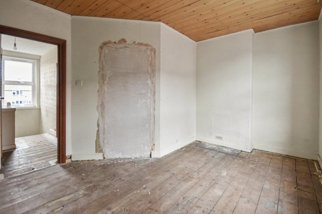 5 Cross View, Alphington, Exeter EX2 8SL 5