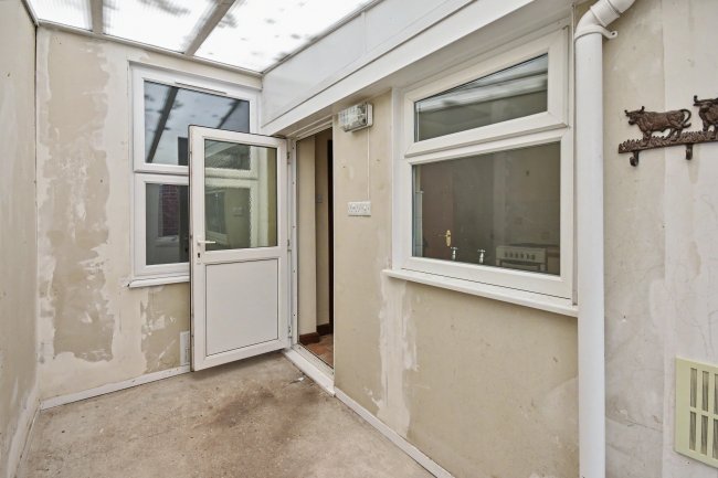 5 Cross View, Alphington, Exeter EX2 8SL 5