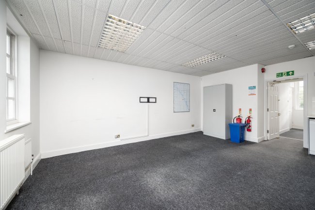 4 Theobald Court, Theobald Street, Borehamwood, WD6 4RN 4