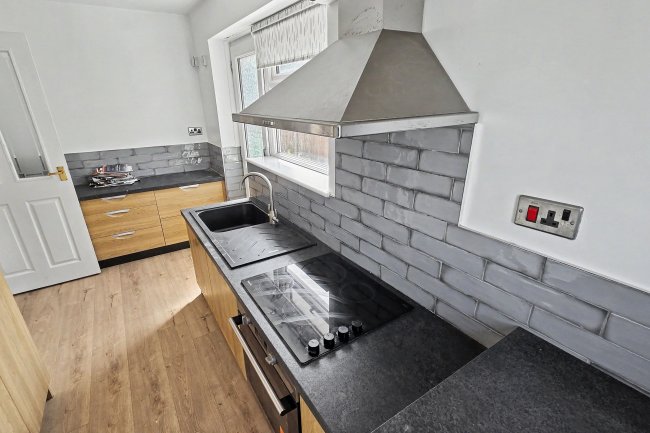 2 Welbeck Grove, Bingham, Nottingham, NG13 8RF 1