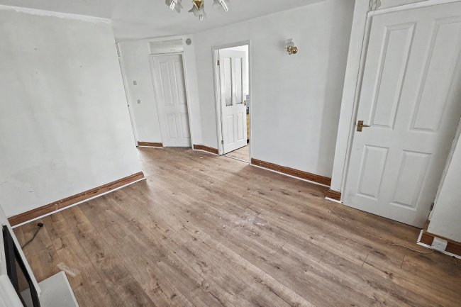 2 Welbeck Grove, Bingham, Nottingham, NG13 8RF 1